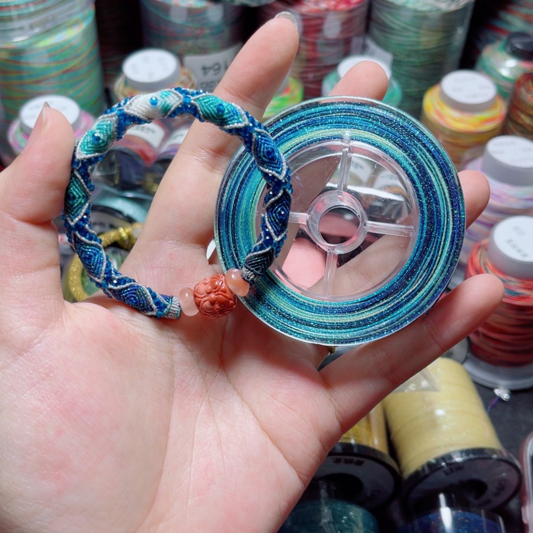 腈纶0.3星空段染蜡线防尘盒蓝色大海