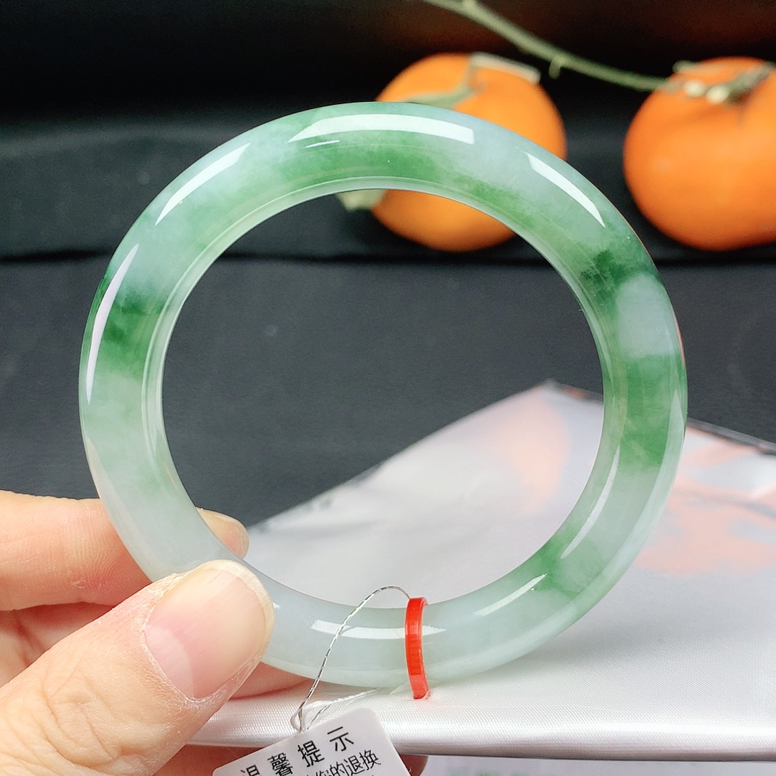 翡翠手镯未镶嵌53胖