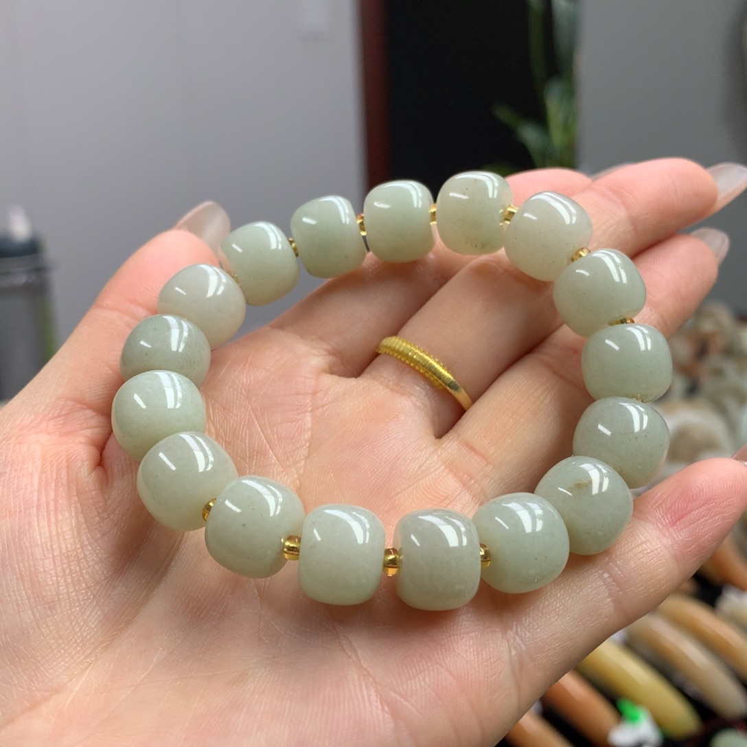 石英质玉未镶嵌串