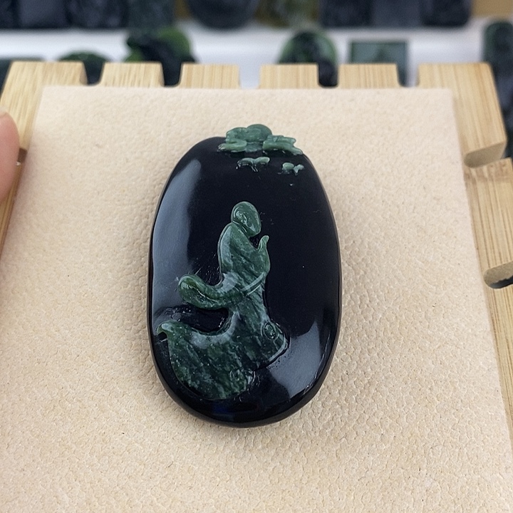 风***淡蛇纹石玉未镶嵌悟道