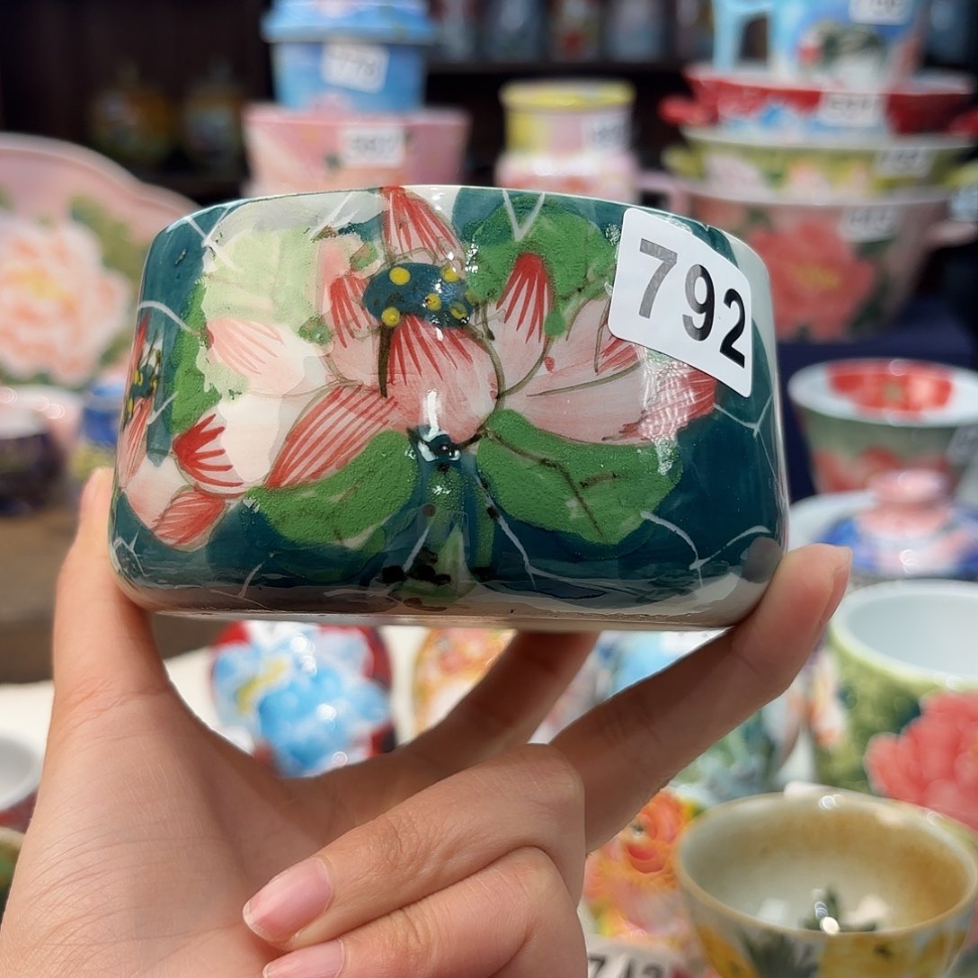 瓷片兔兔好漂亮de o k l k lv t