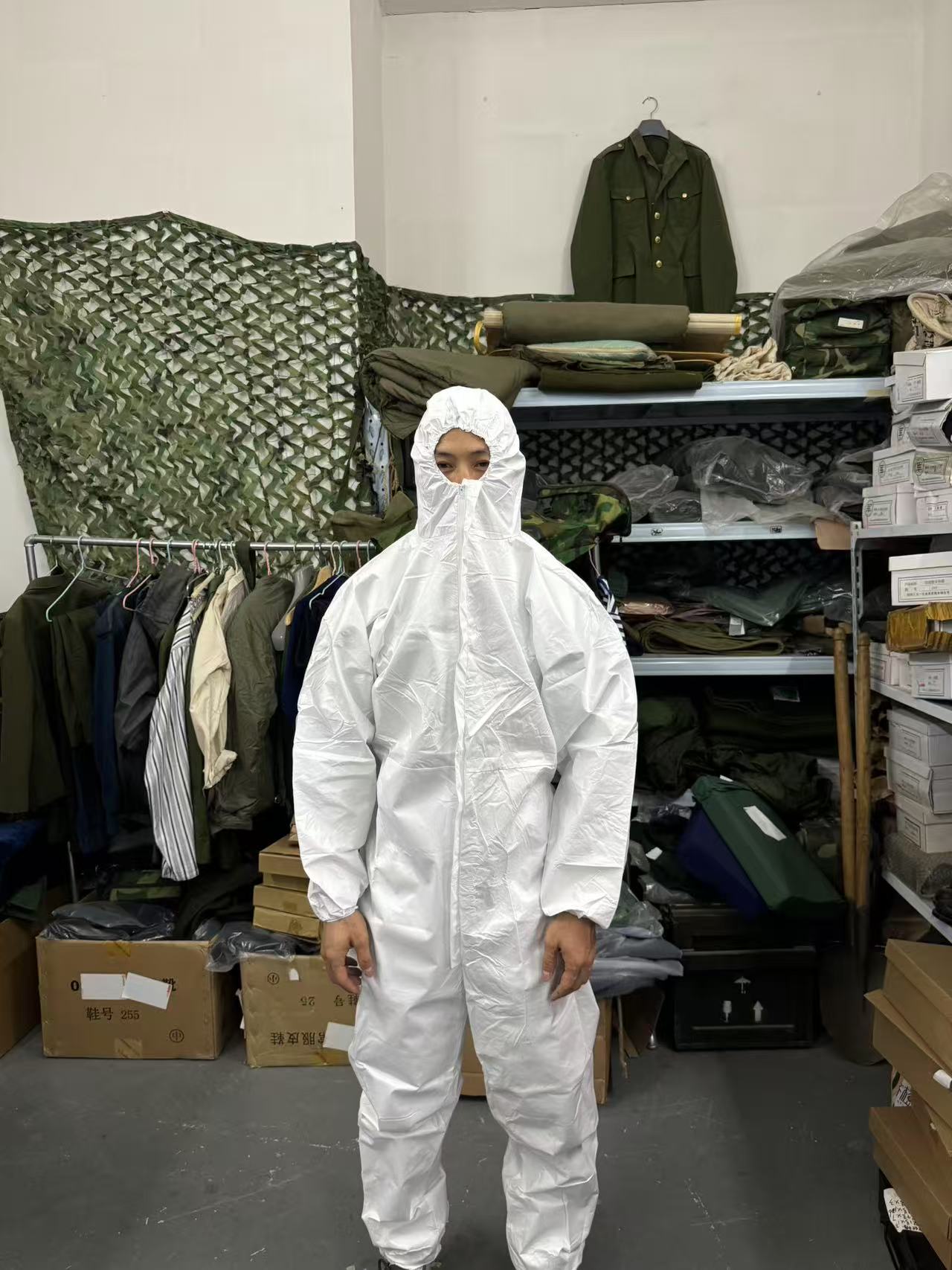 白色连体防护服隔离衣