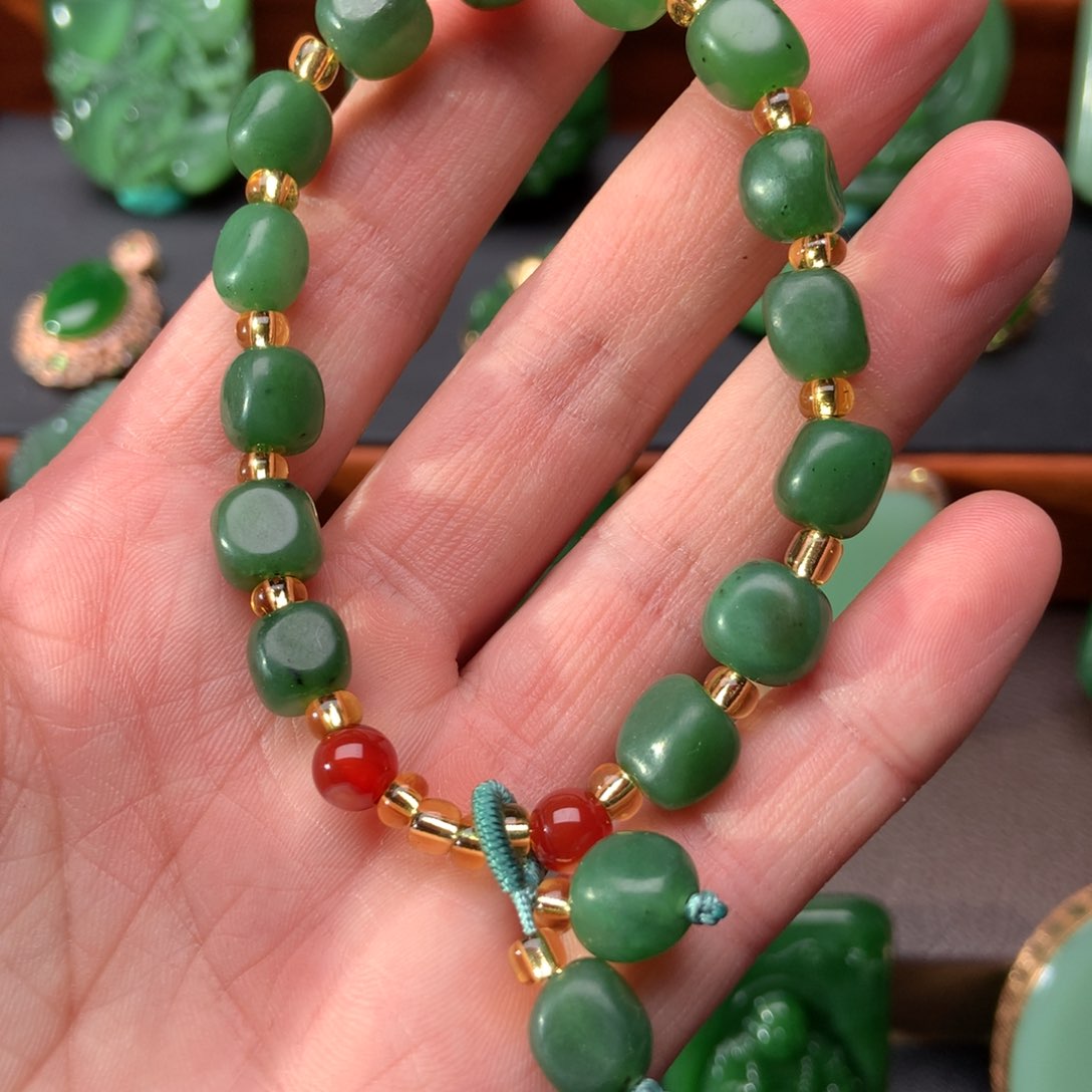 和田玉手串未镶嵌