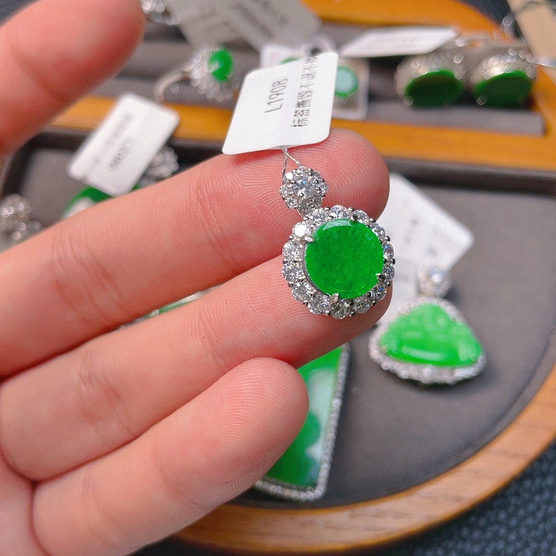 【闪购商品】翡翠银S925镶嵌吊坠(不含链)