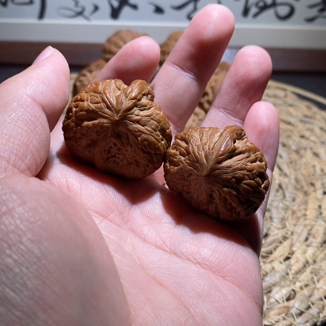 汤***圆桃核吊坠铁锤半壁56