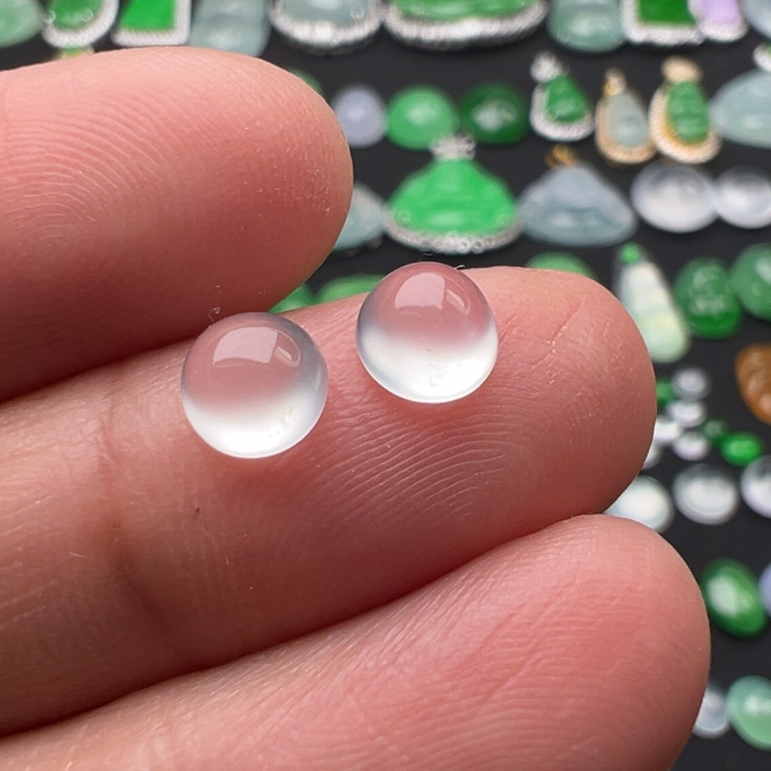 翡翠颈饰未镶嵌蛋5.6