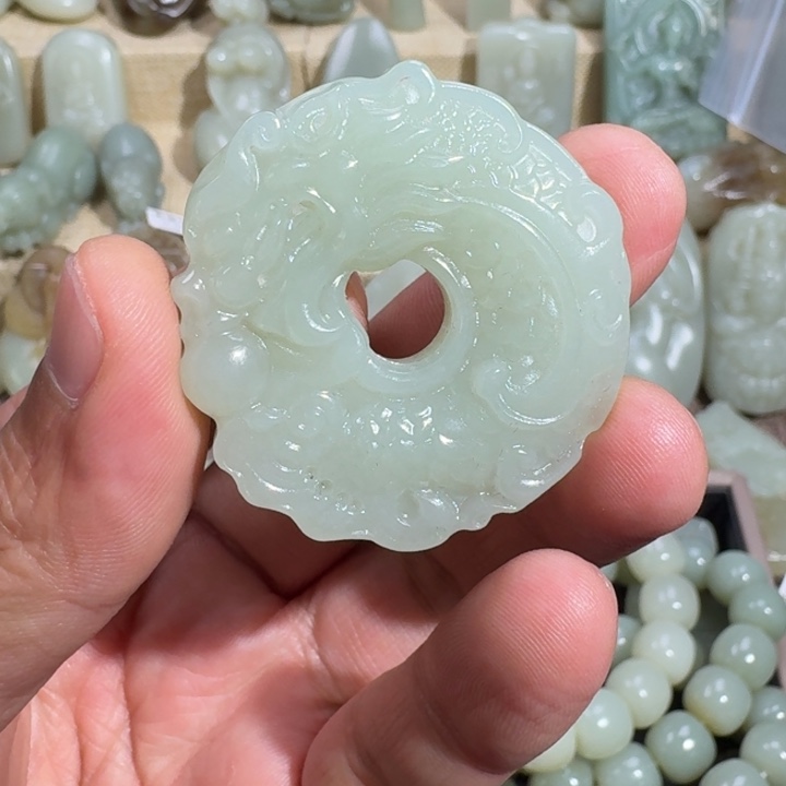 和田玉挂件未镶嵌