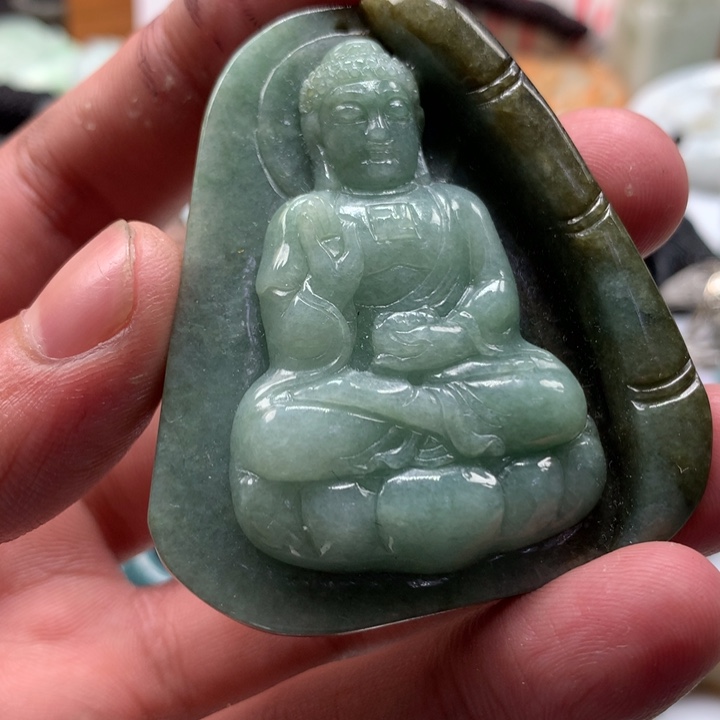 翡翠未镶嵌颈饰保真天然a货翡翠