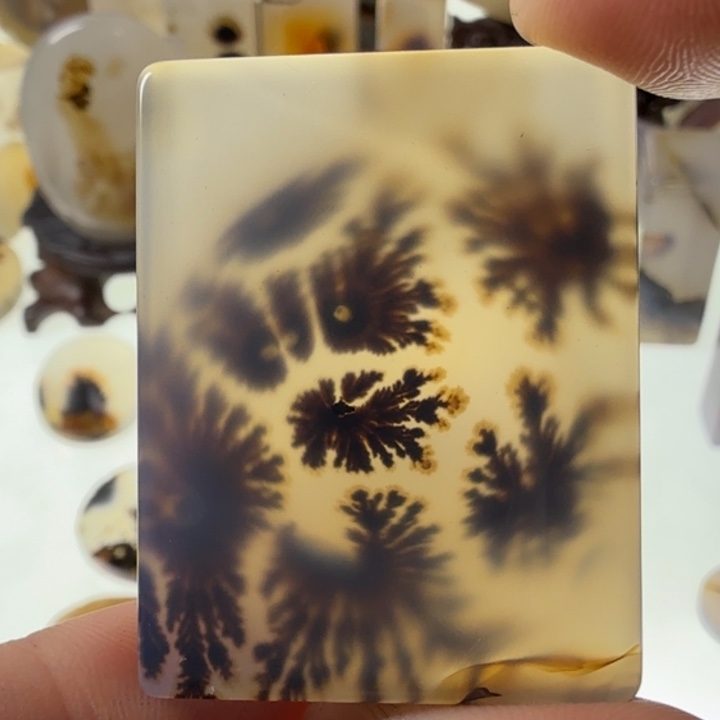 玛瑙/玉髓未镶嵌珠宝半成品