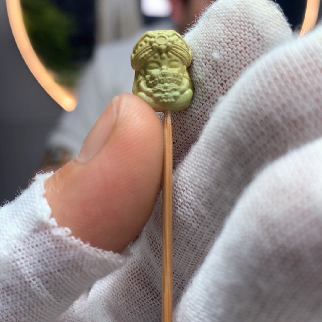 绿松石未镶嵌挂件