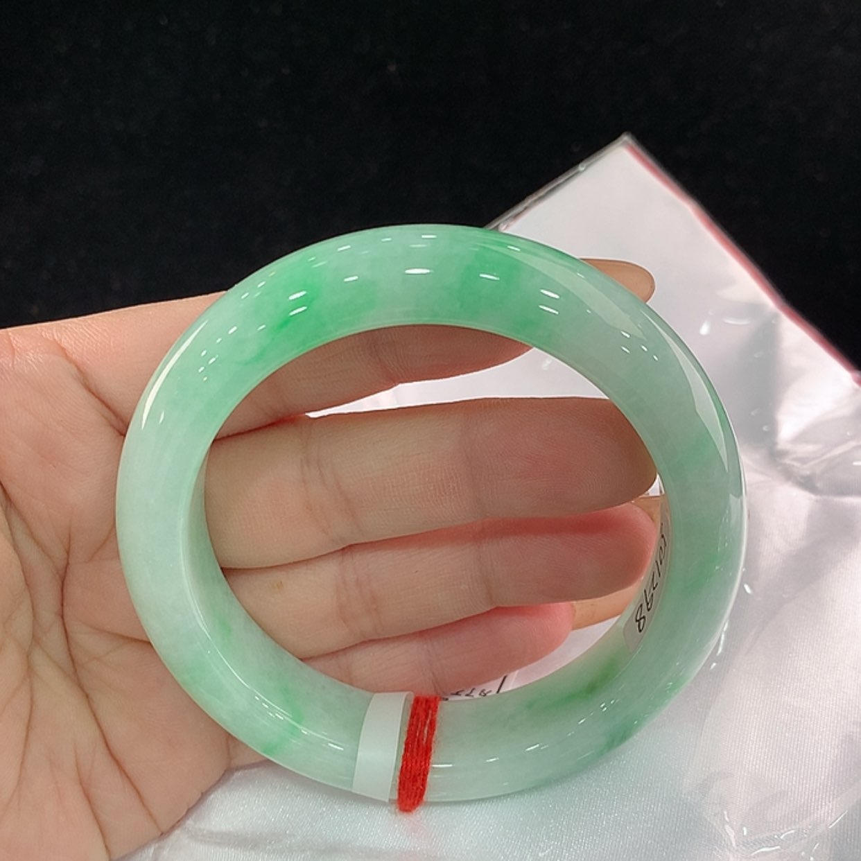 【闪购商品】未镶嵌手镯翡翠60.3，59/60