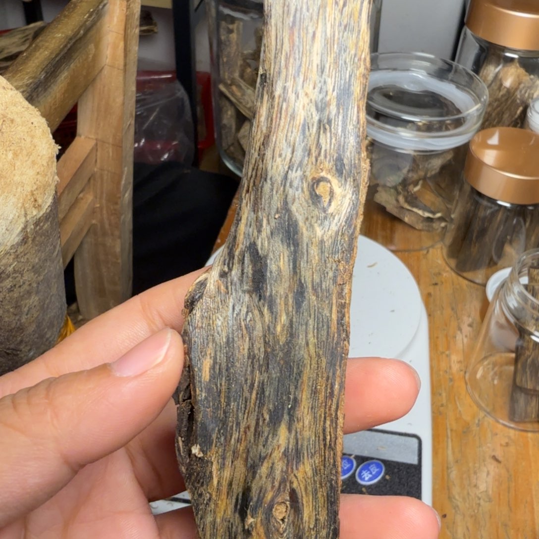 沉香块料沉香块料