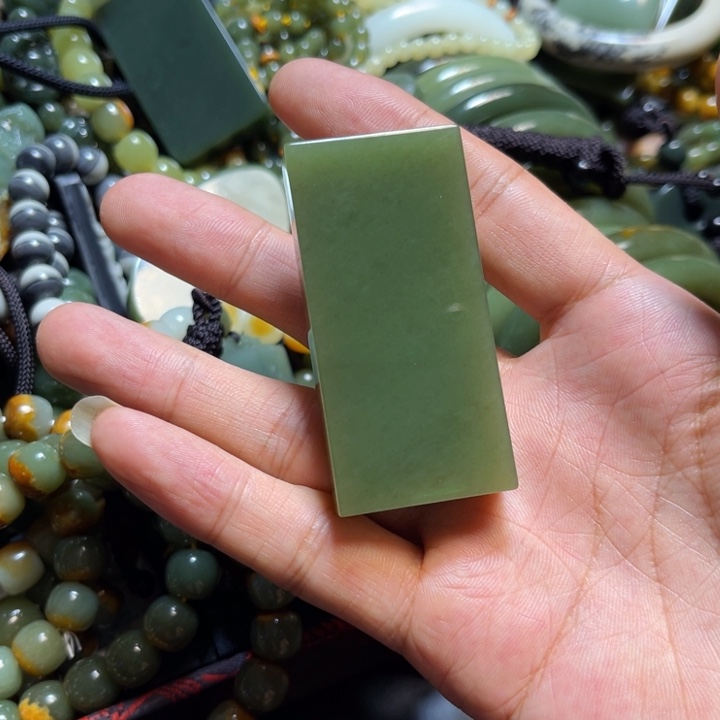 手链未镶嵌和田玉