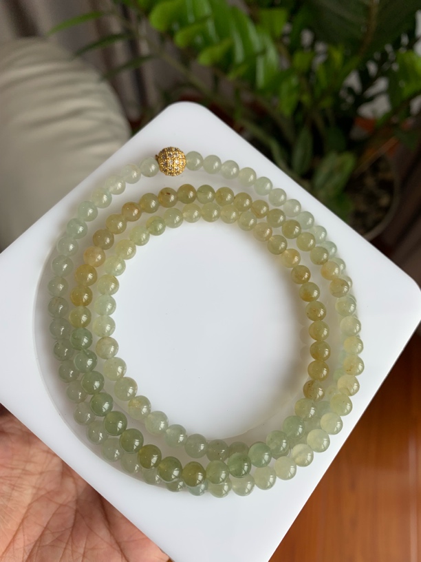 （国内24小时鉴赏期）卡5.5精品特色橄榄绿冰冰透珠链