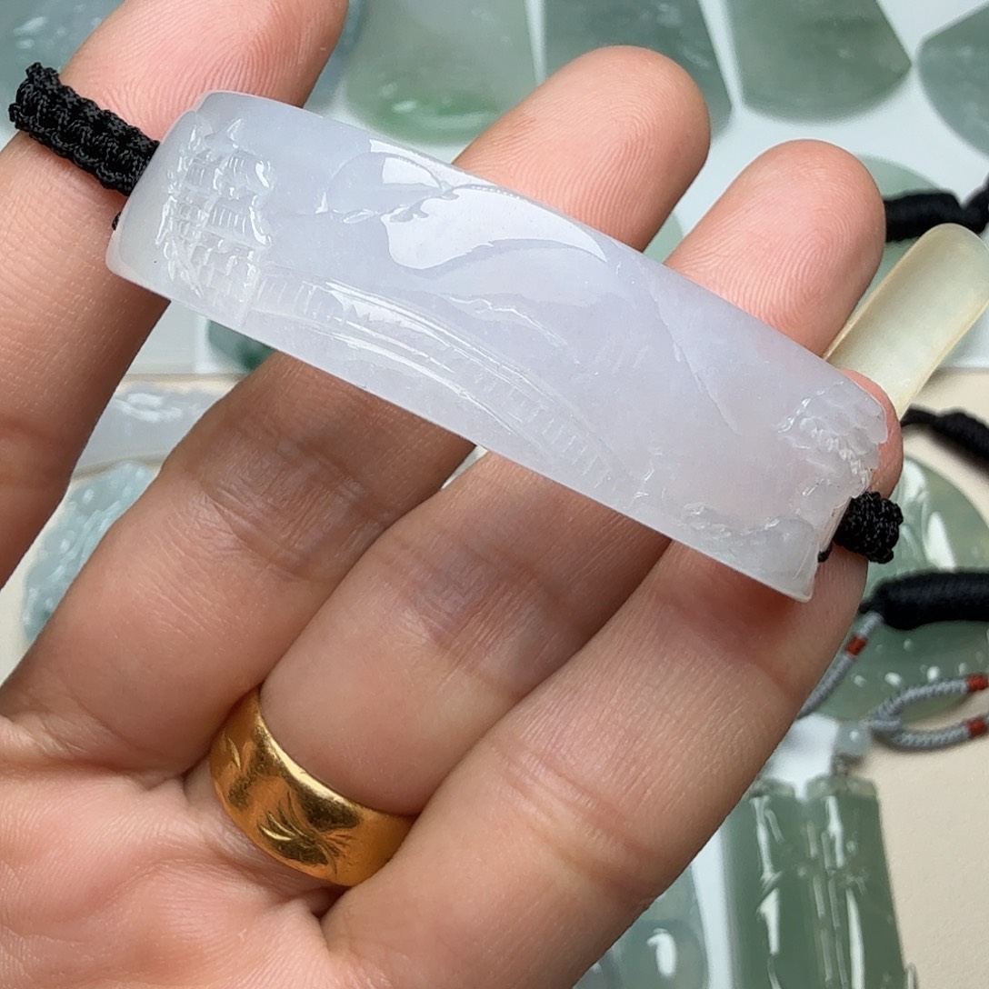 翡翠未镶嵌颈饰天然缅甸翡翠A货冰种山水手牌
