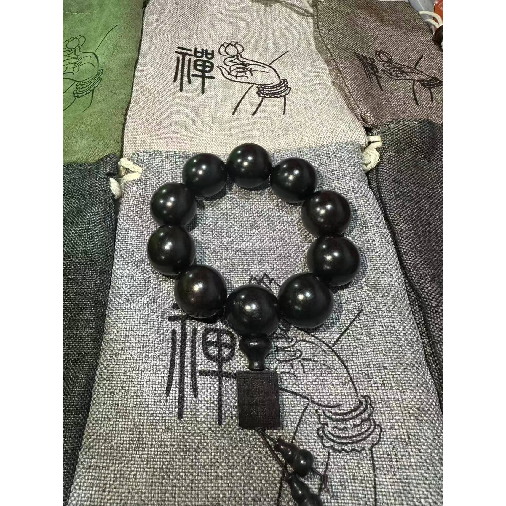 A1 紫光檀卡25单圈手串东非黑黄檀 564（配A1礼盒）