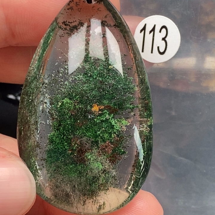 向***冲水晶颈饰未镶嵌天然
