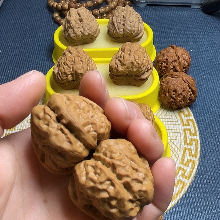 文玩核桃把件蛤蟆头