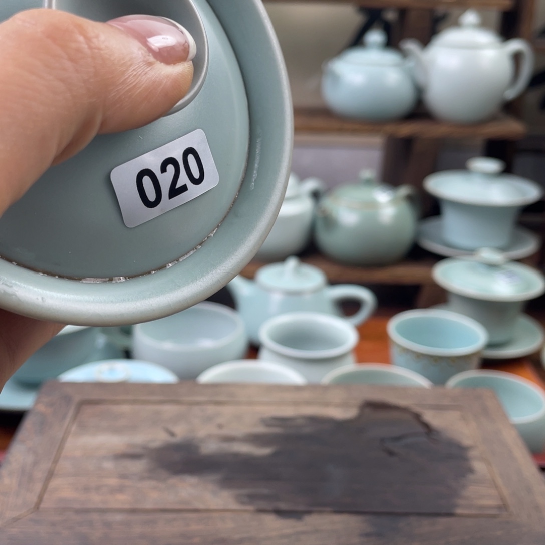 茶***鱼陶020号哈哈哈哈哈哈…$