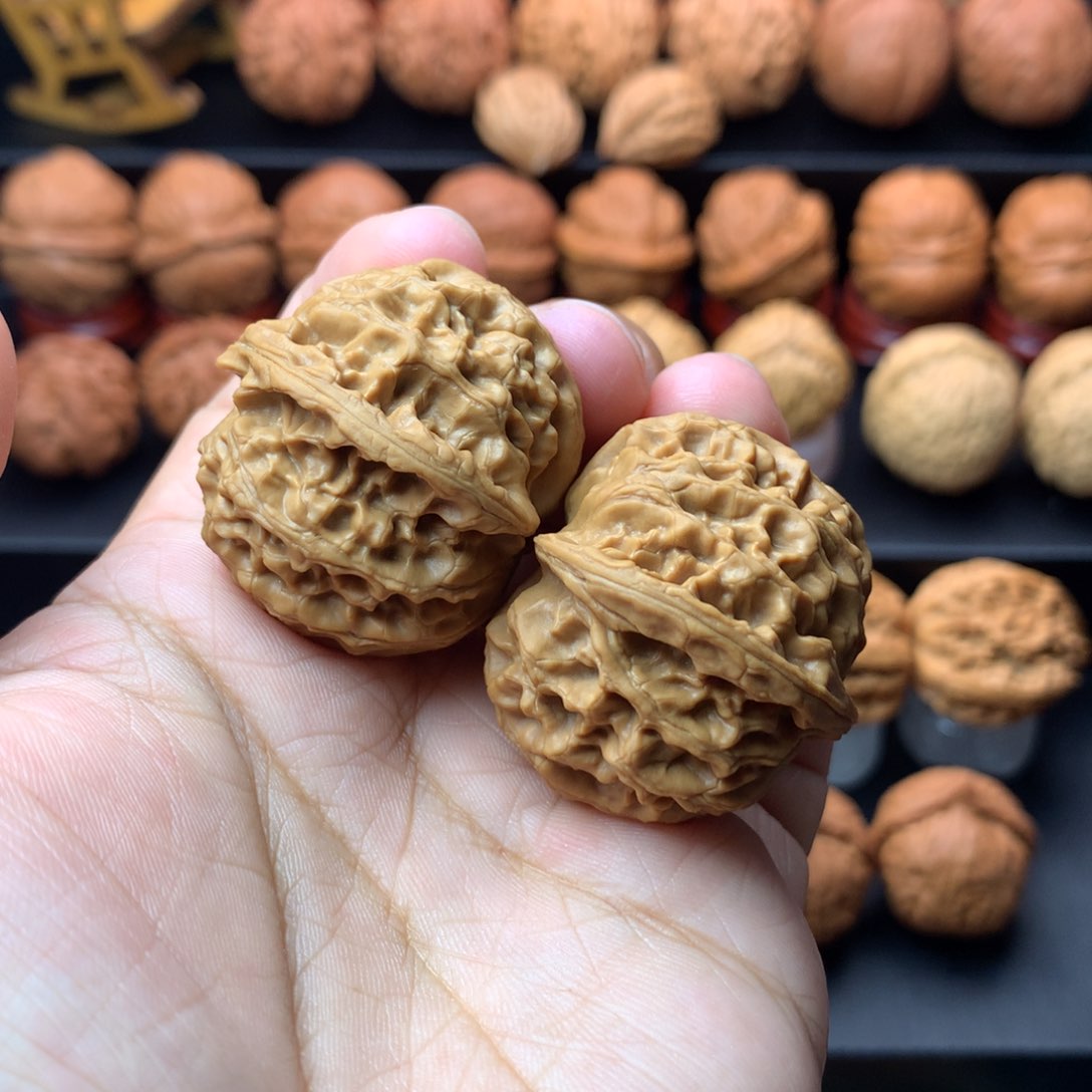 文玩核桃把件七*珠核桃