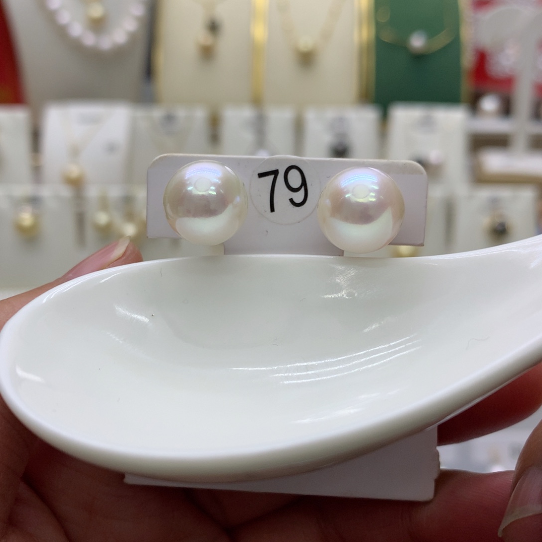 耳饰淡水珍珠18K金镶嵌