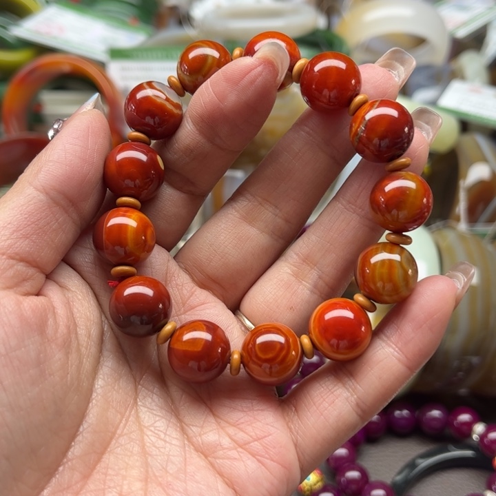 玛瑙/玉髓颈饰未镶嵌