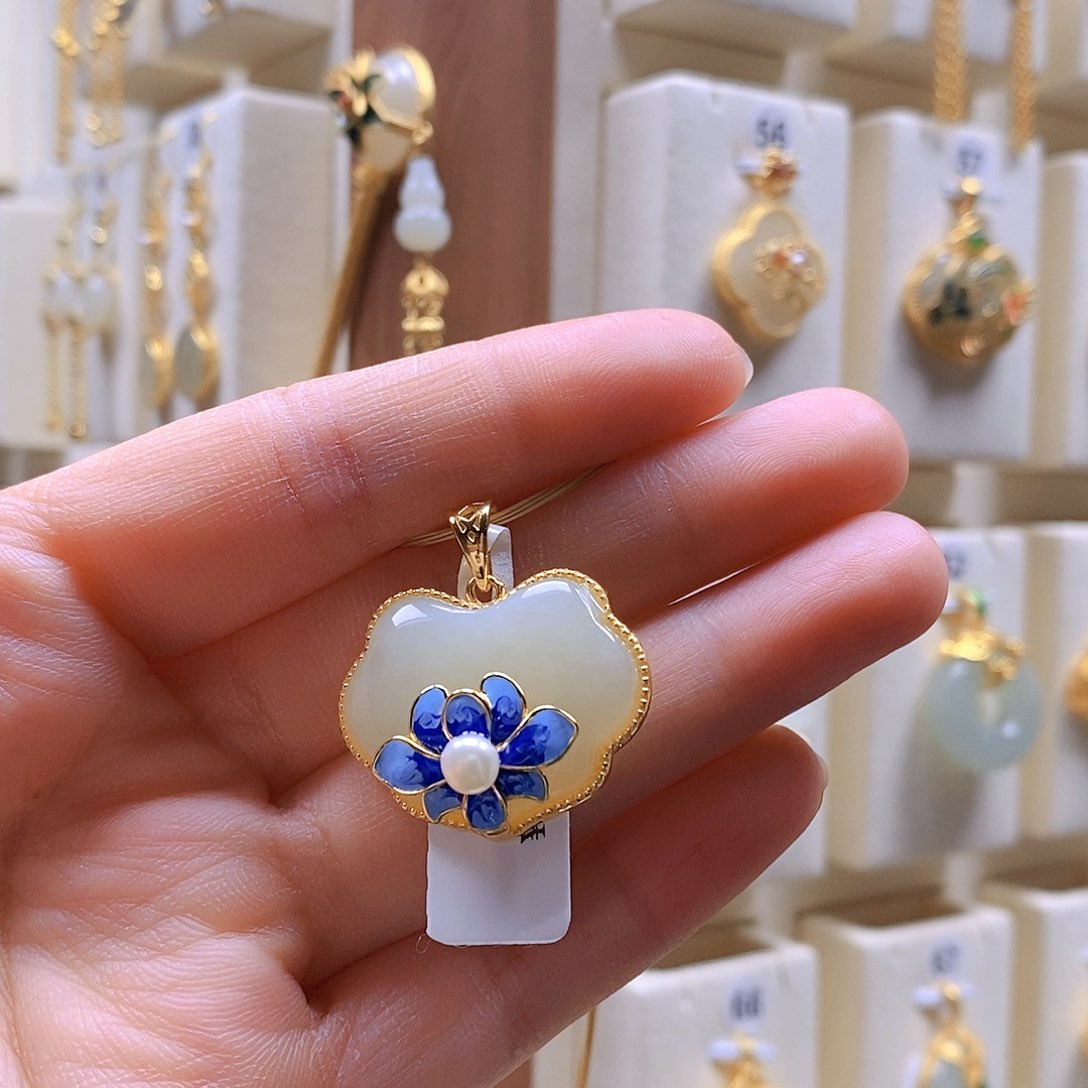 和田玉颈饰银S925镶嵌