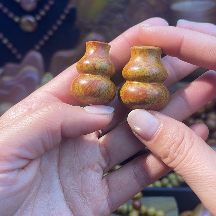 靖***妤泗滨砭石你也不要多吃些饭呀明天在