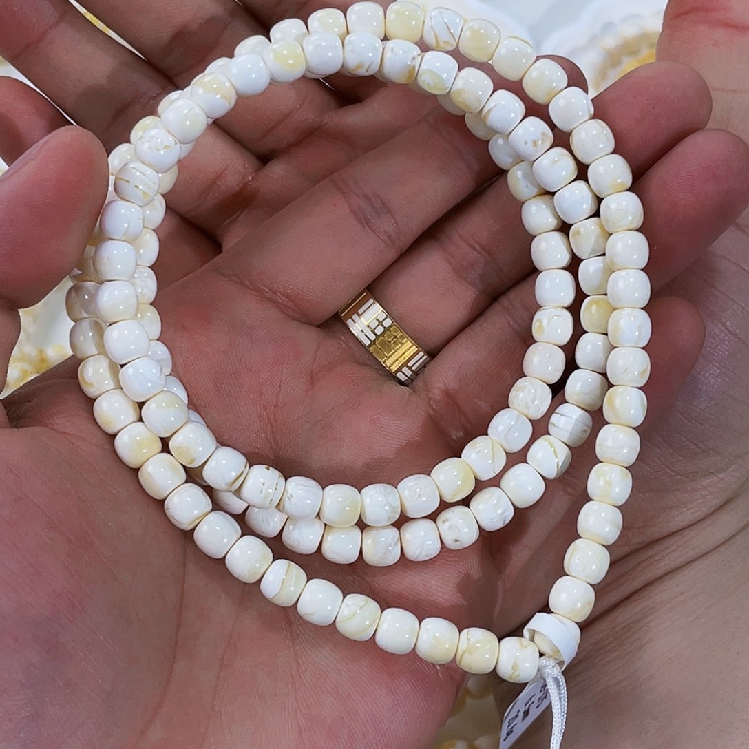 长***风琥珀未镶嵌手链防漏白蜡108