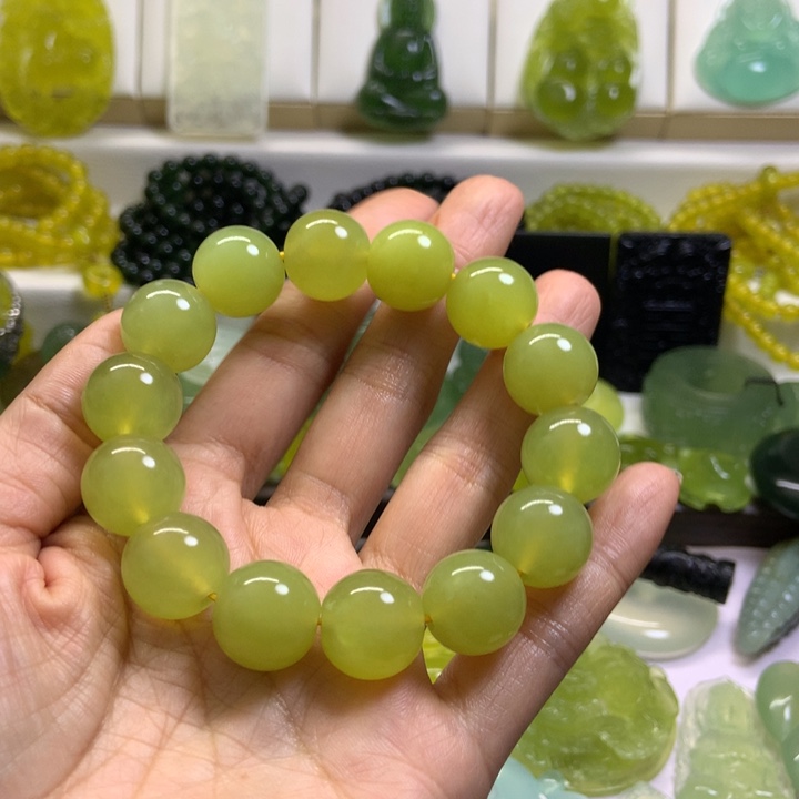 【闪购商品】未镶嵌蛇纹石玉颈饰