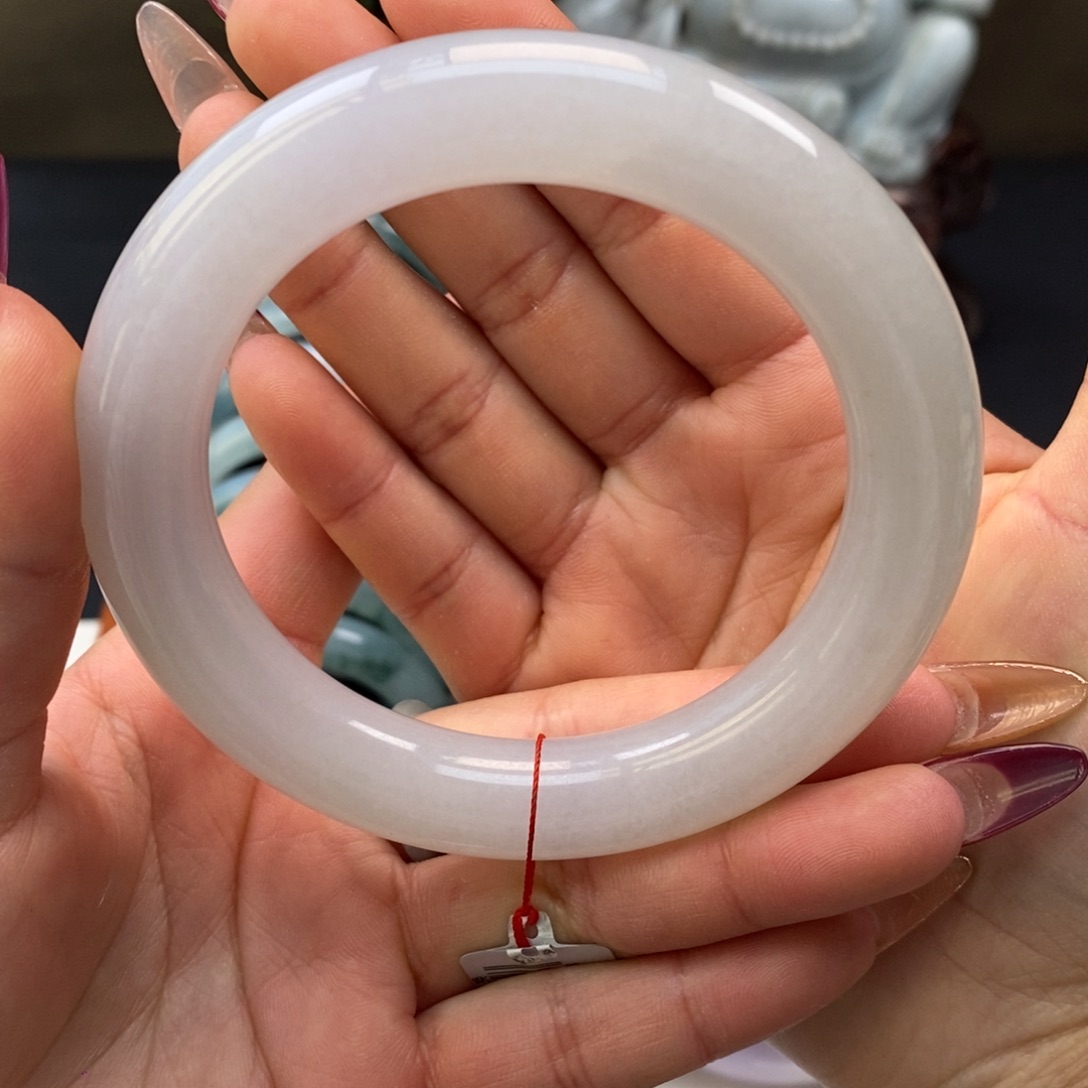 翡翠手镯未镶嵌华*?天然