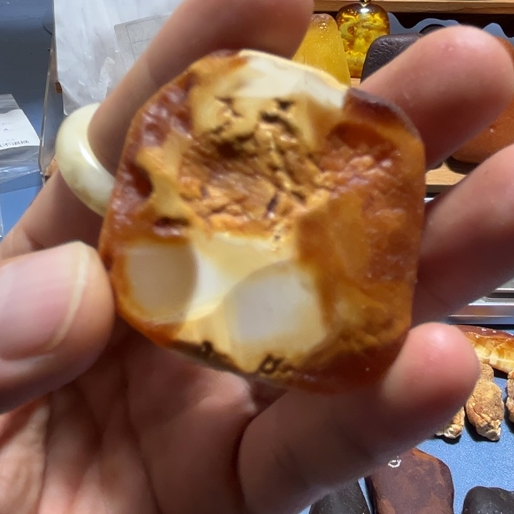 定制琥珀未镶嵌波罗的海琥珀蜜蜡