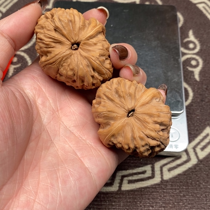 文玩核桃吊坠驴打滚微修