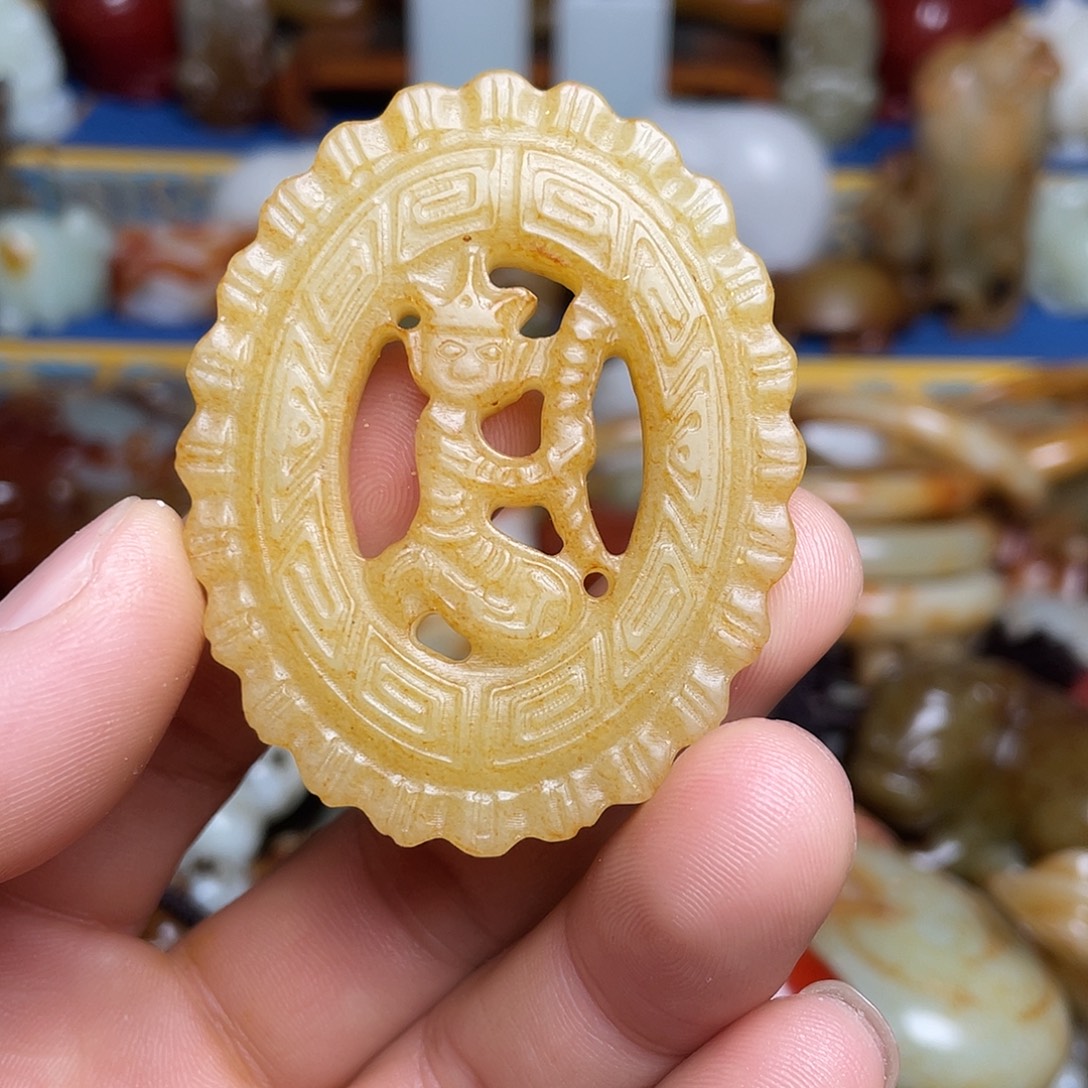 和田玉未镶嵌挂件