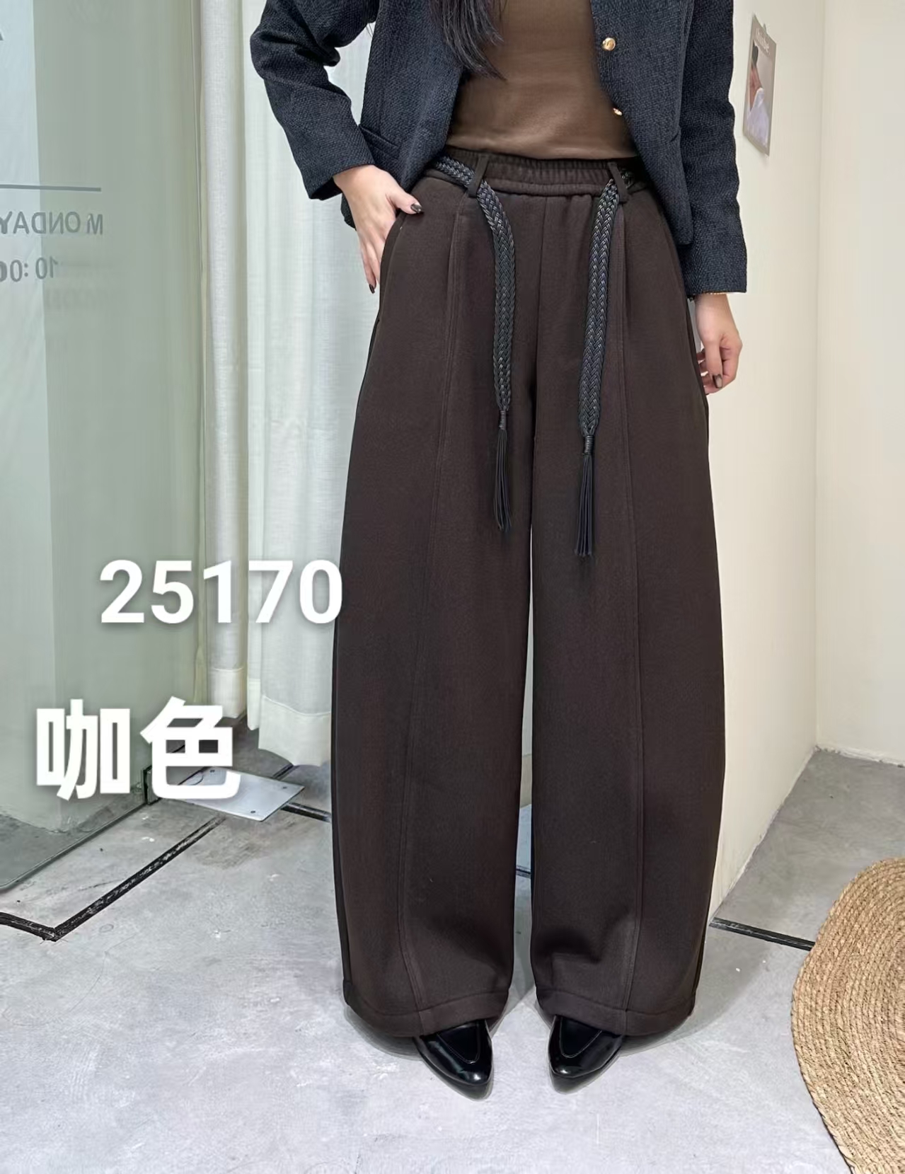 《林李上新》25170加绒冬款小弯刀休闲百搭舒适宽松直筒阔腿长裤