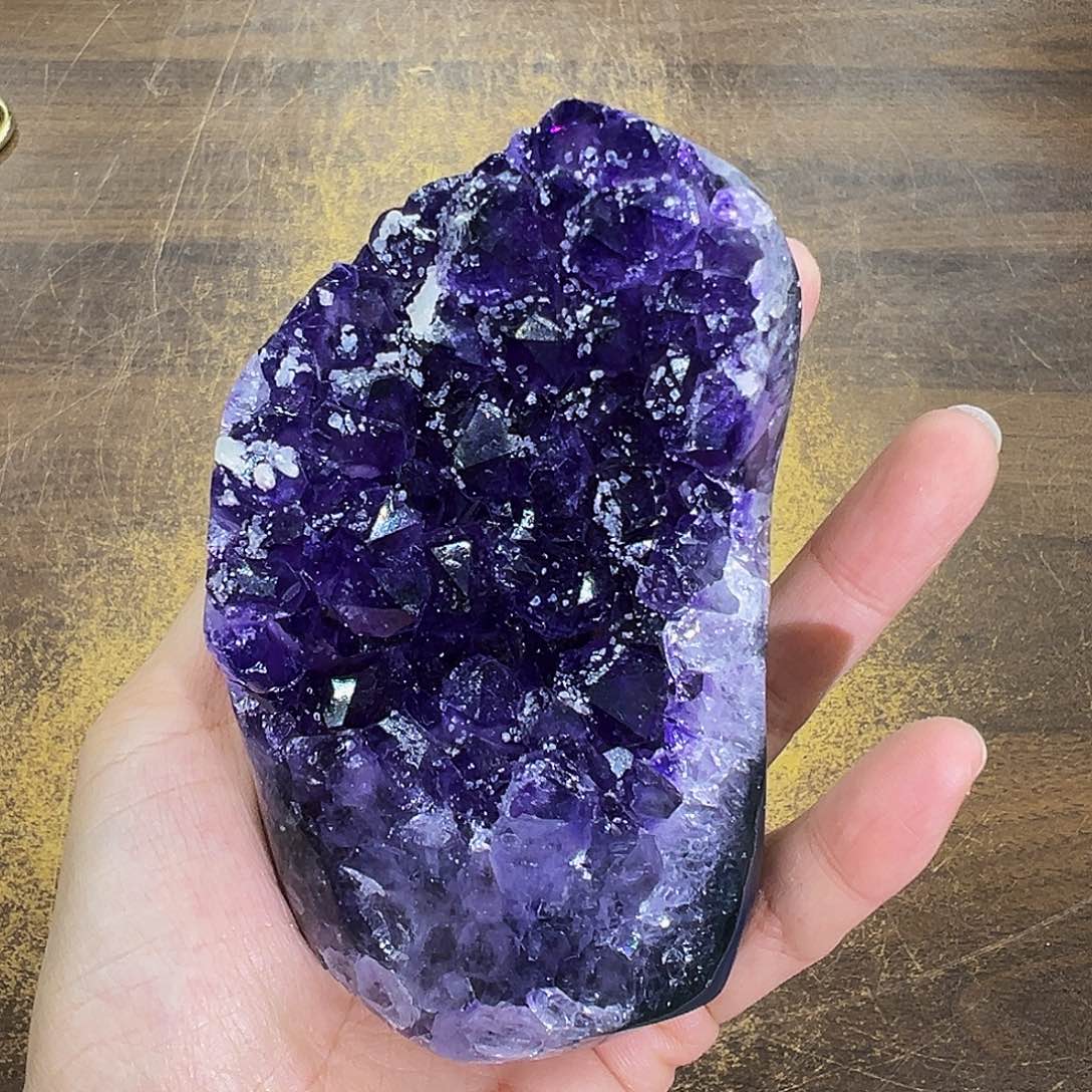 紫晶摆件未镶嵌晶体