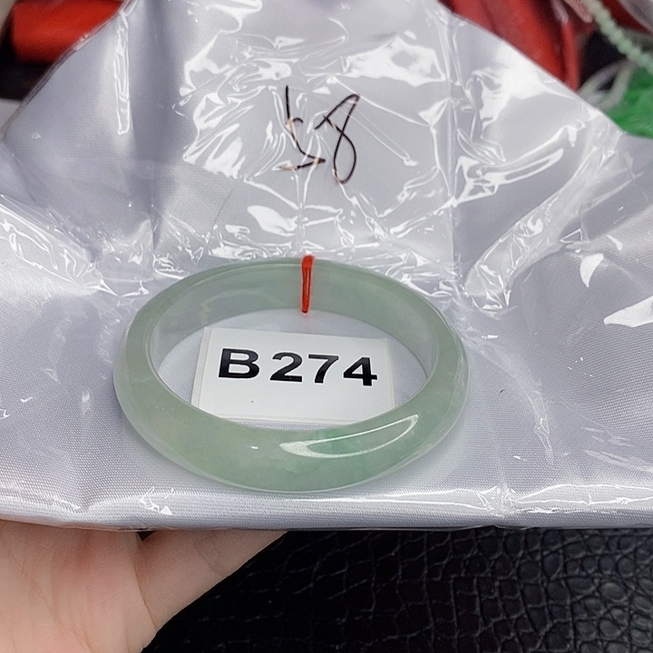 翡翠手镯未镶嵌一图一物实物为准