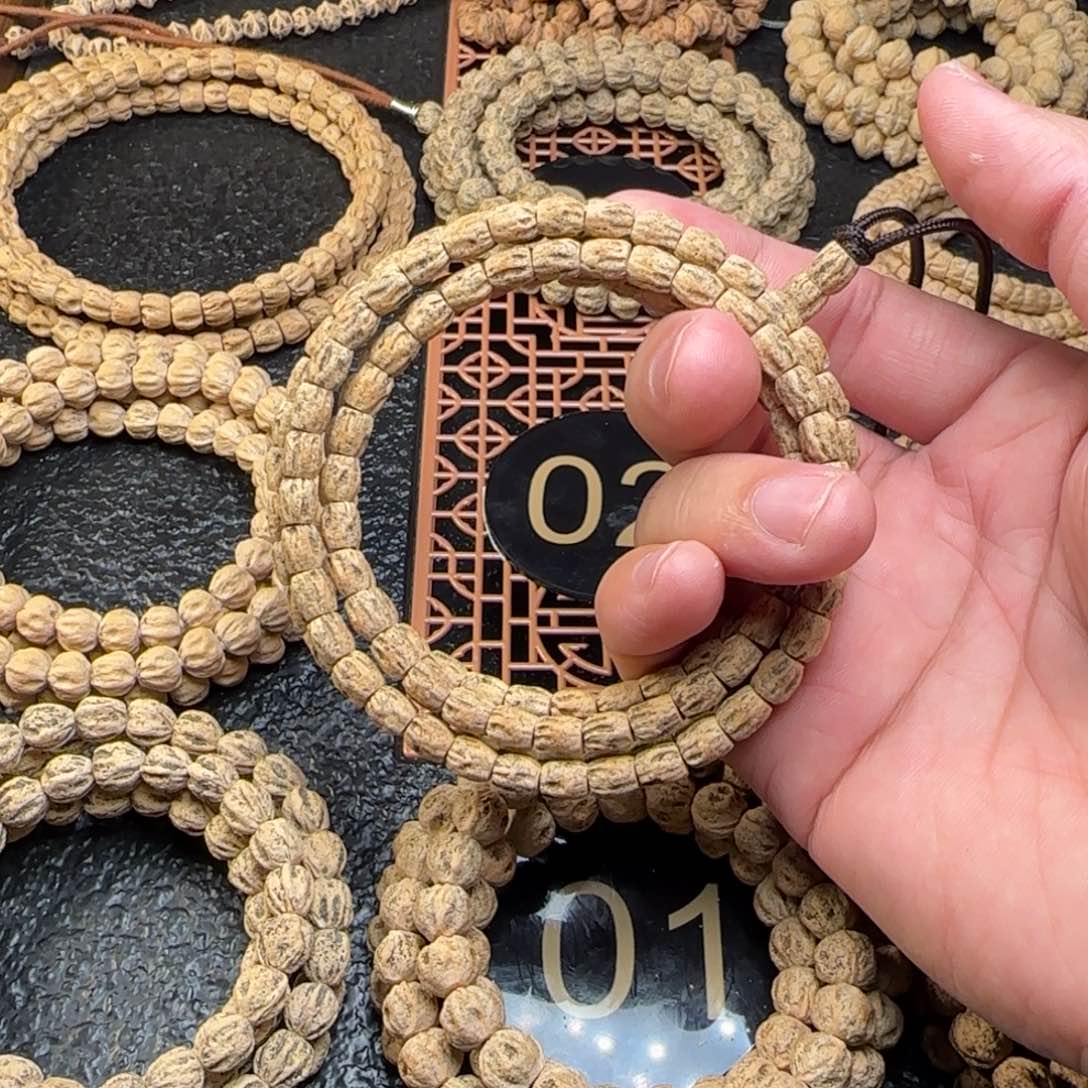 柏香籽/百香籽吊坠虚***在