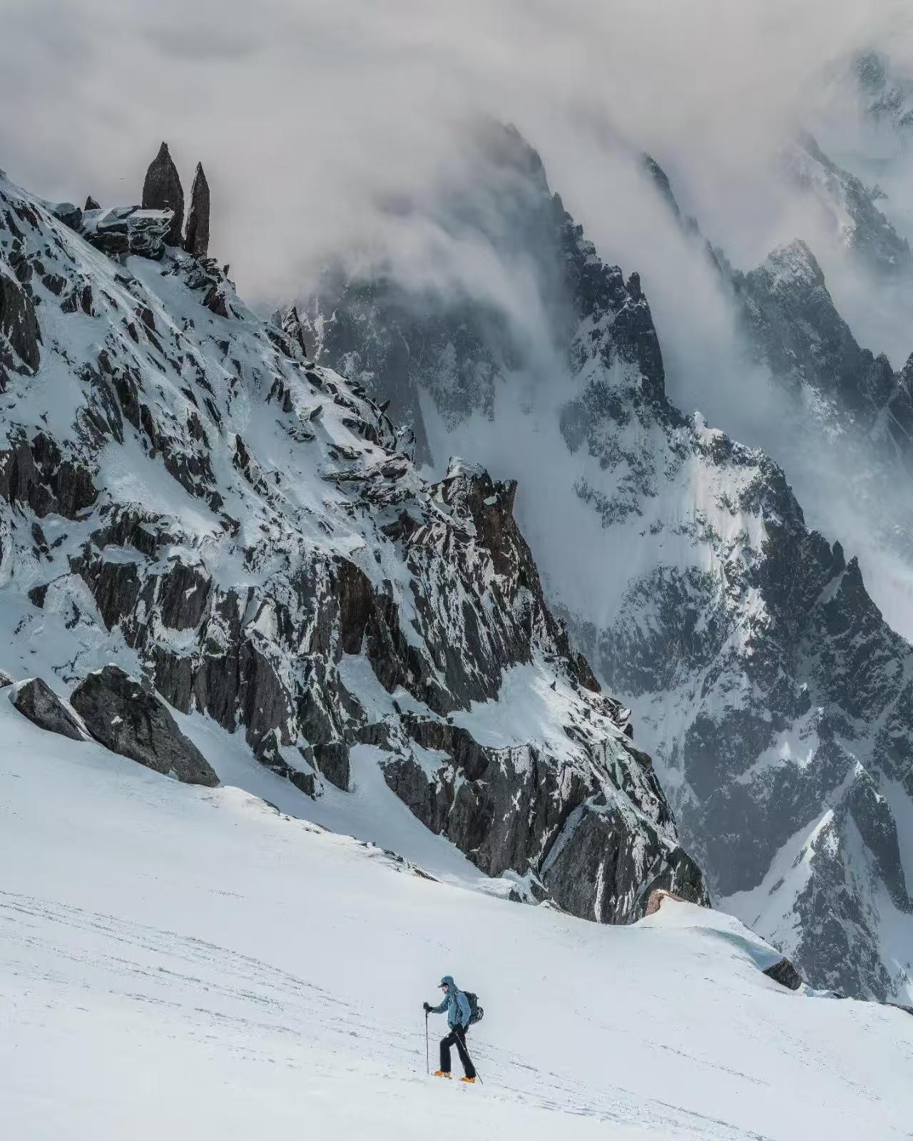 【90国标白鸭绒】男女同款-高充绒户外极寒时尚羽绒服新款6211