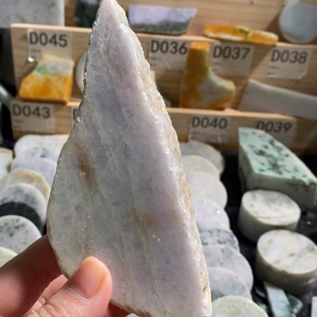 颈饰未镶嵌翡翠天然翡翠