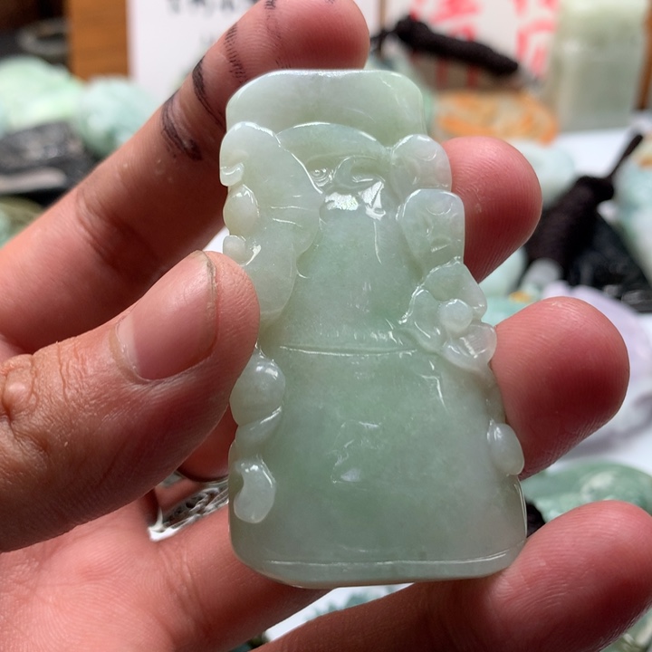 翡翠未镶嵌颈饰保真天然a货翡翠