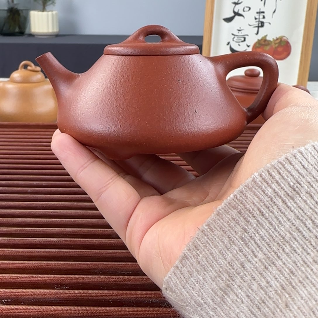 紫砂茶壶微瑕子冶铁质多