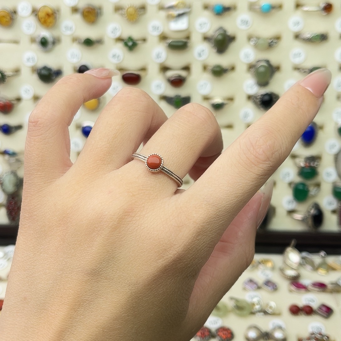 南红玛瑙银S925镶嵌耳饰