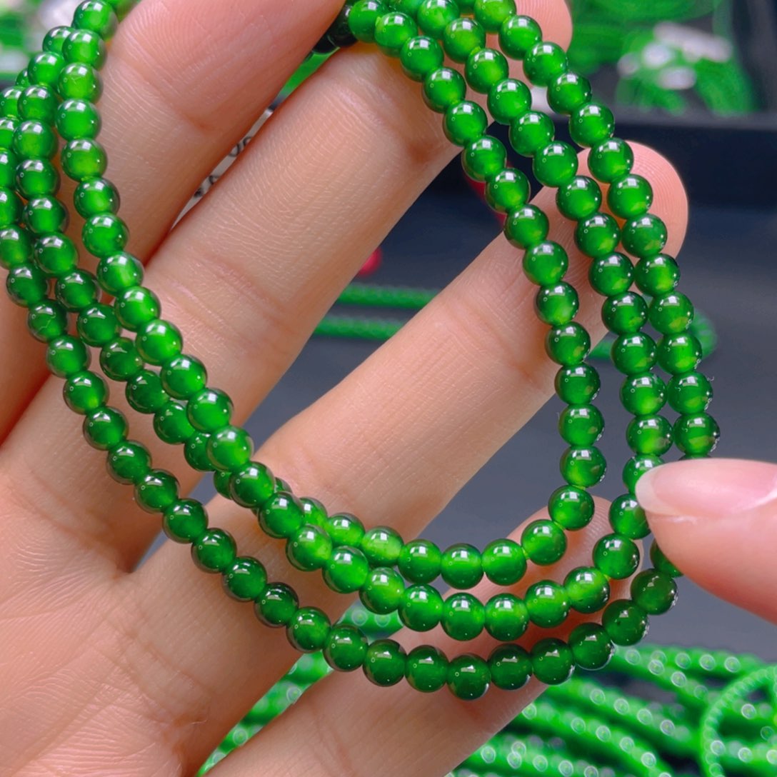 翡翠颈饰未镶嵌，1