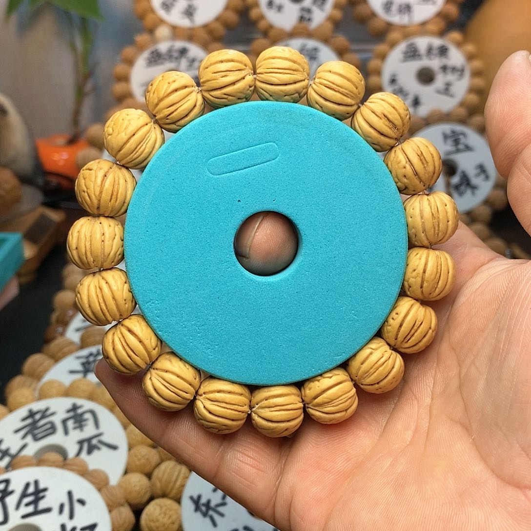 【闪购商品】野*子桃核手串金丹手串