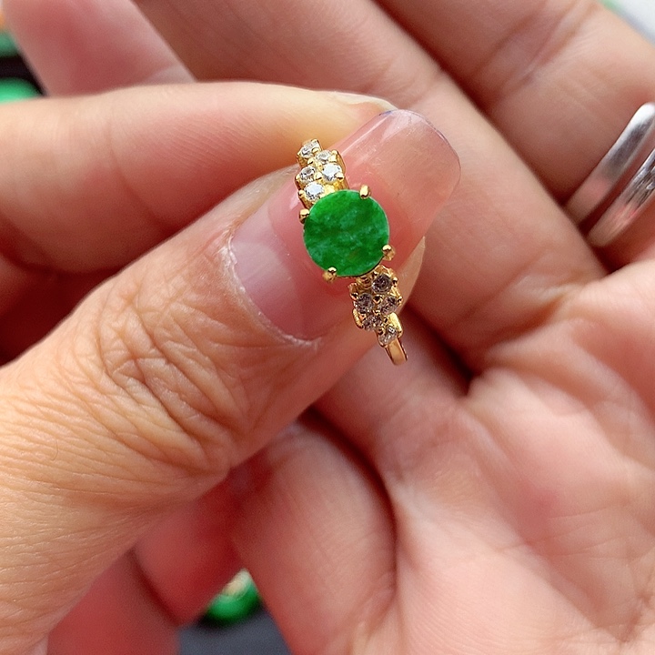 翡翠颈饰银S925镶嵌翡翠