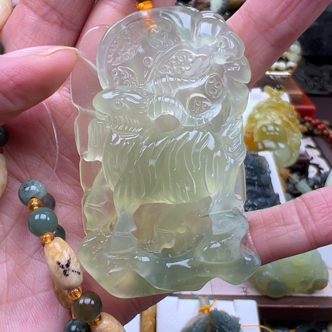 岫玉未镶嵌挂件挂件