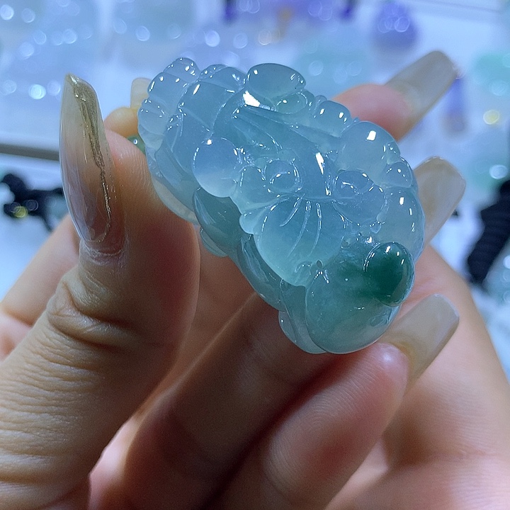 翡翠颈饰未镶嵌天然翡翠A货吊坠