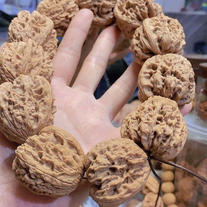 【闪购商品】文玩核桃把件39暴雪手持