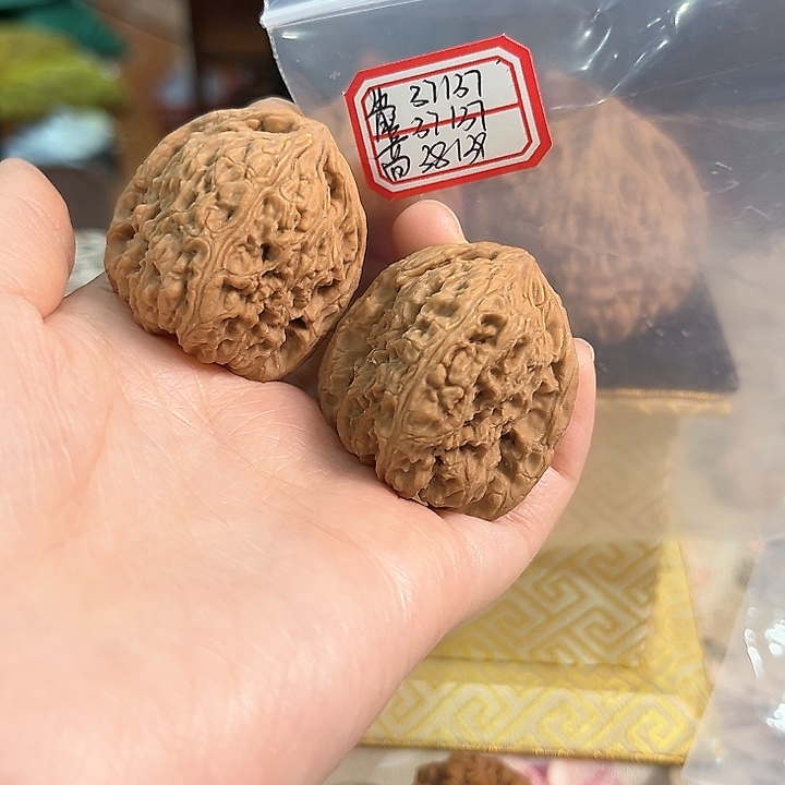文玩核桃把件南将石